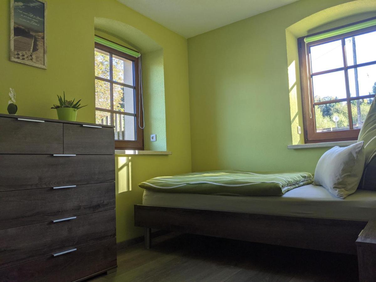 Ferienwohnung Aus-Zeit Auf Dem Lande Bad Gottleuba-Berggiesshuebel Exterior photo